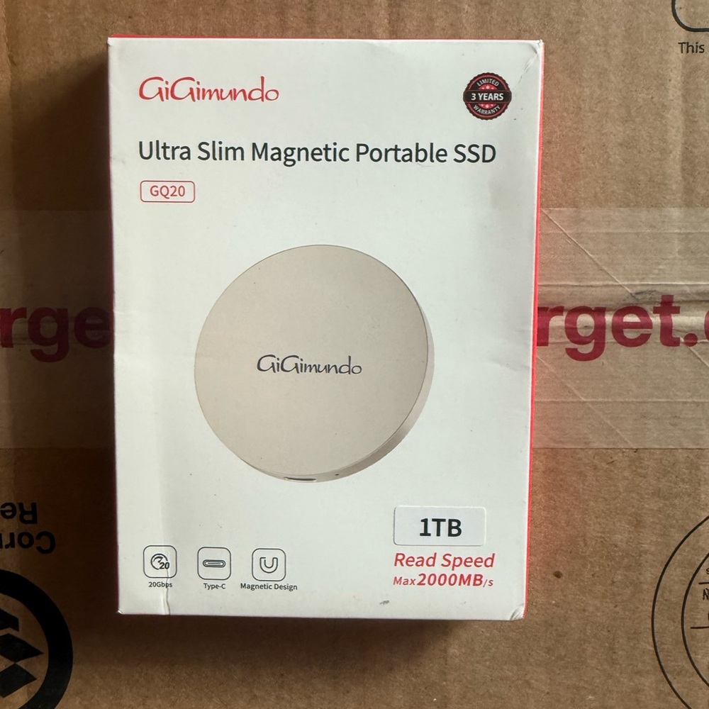 GiGimundo Ultra Slim Magnetic Portable SSD 1TB